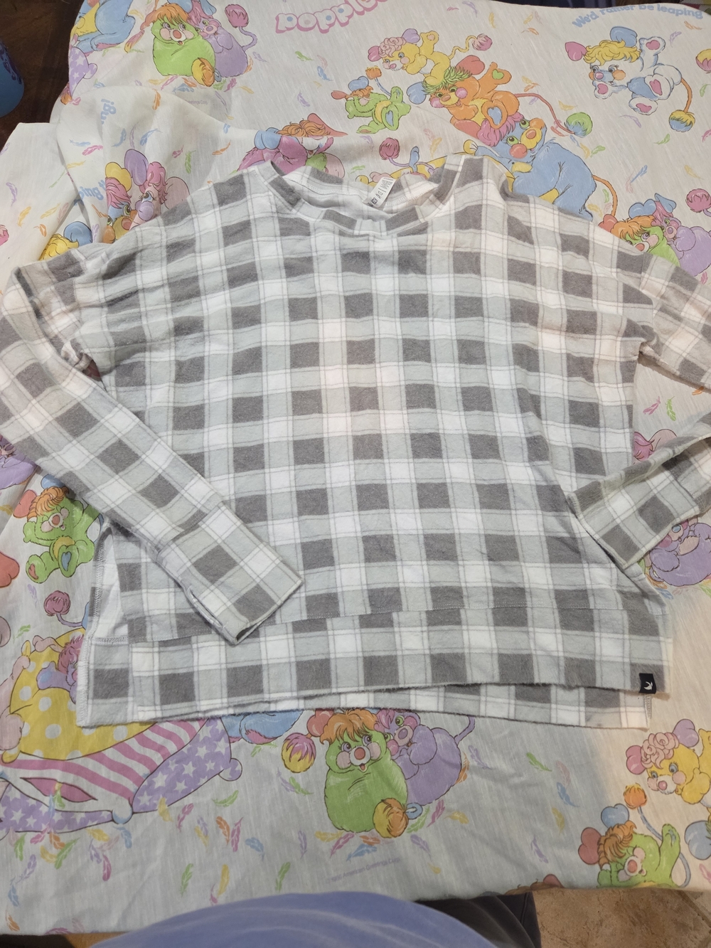 Glyder Gray & White Plaid Long-Sleeve Pullover Medium